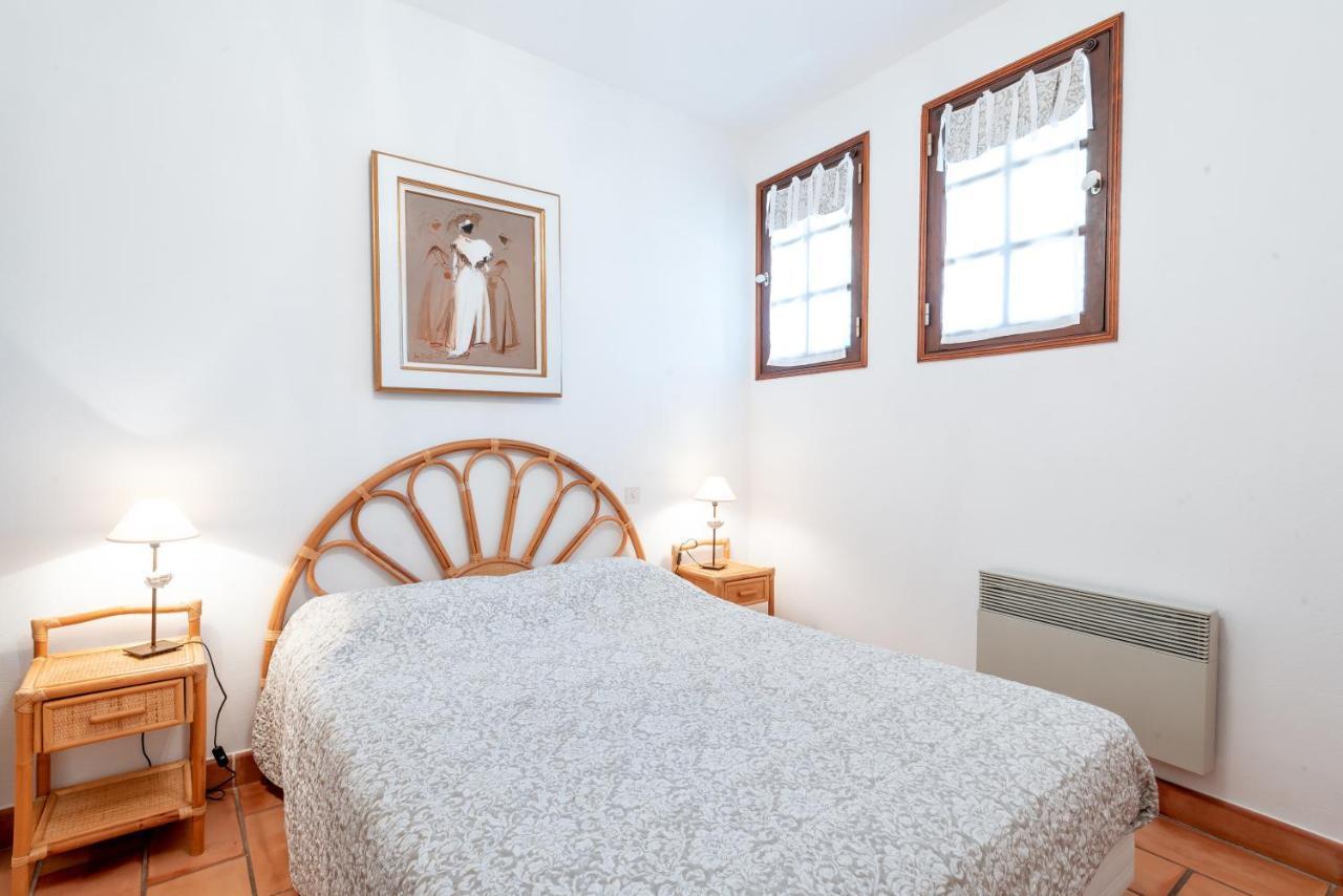 Le Petit Champ Villa Buisson Esterno foto